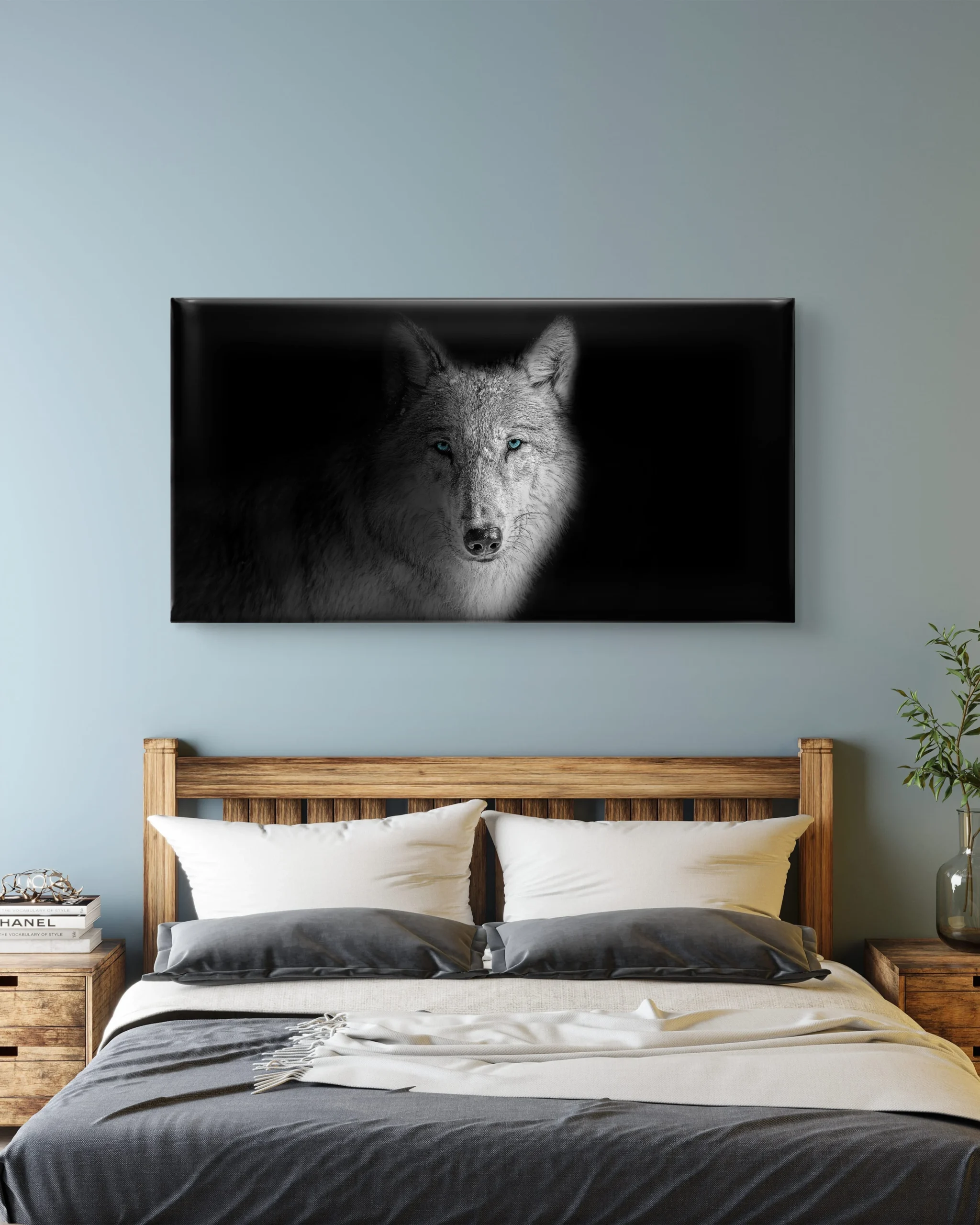 Black and white Lone Wolf Presence Canvas